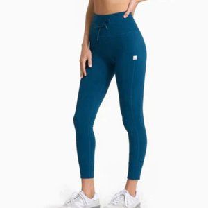 Vuori Daily Legging Cosmo